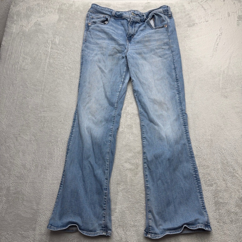 American Eagle Jeans Womens 16 Light Blue Kick Boot Next Level Stretch Denim